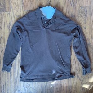 Long sleeved collared top